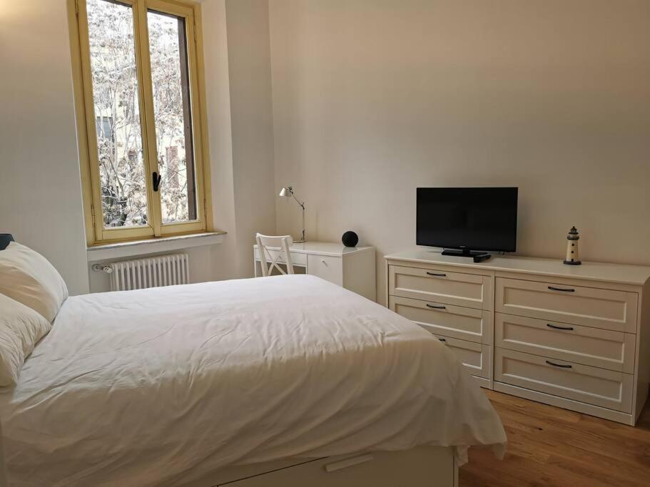 Luxury Apartment - Porta Venezia Milan Luaran gambar
