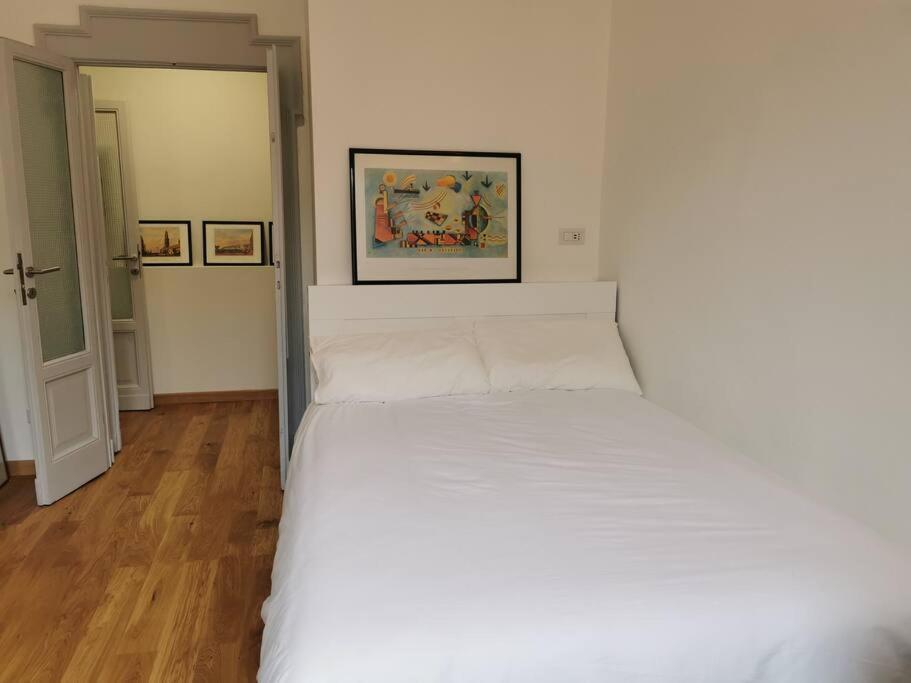 Luxury Apartment - Porta Venezia Milan Luaran gambar