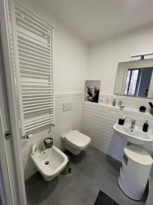 Luxury Apartment - Porta Venezia Milan Luaran gambar