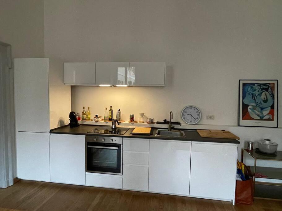 Luxury Apartment - Porta Venezia Milan Luaran gambar
