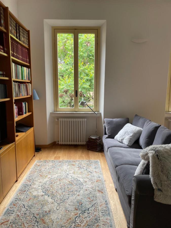 Luxury Apartment - Porta Venezia Milan Luaran gambar