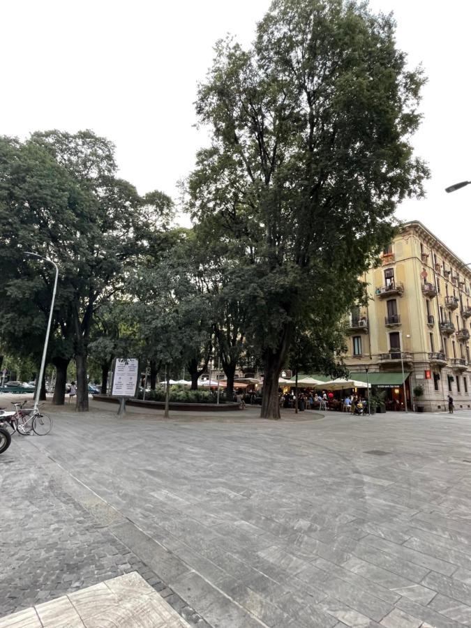 Luxury Apartment - Porta Venezia Milan Luaran gambar